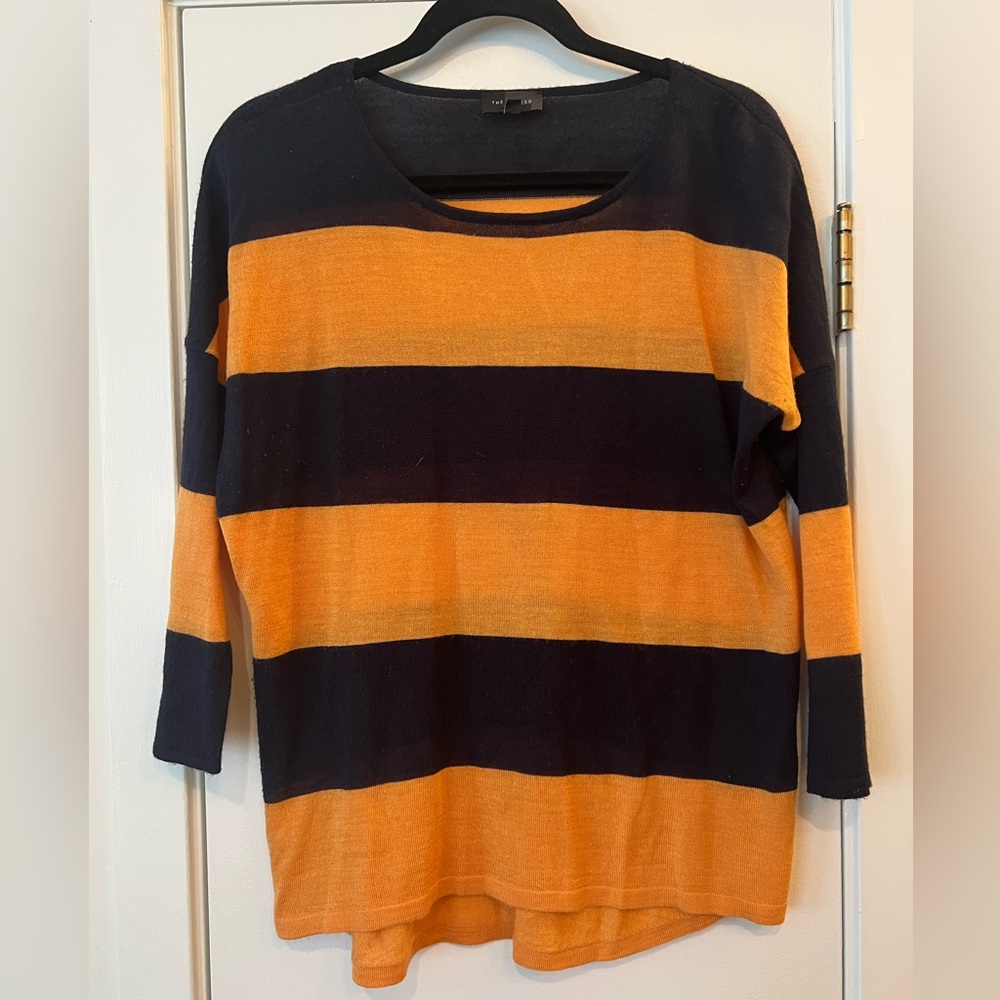 Limited sweater blue/orange size L